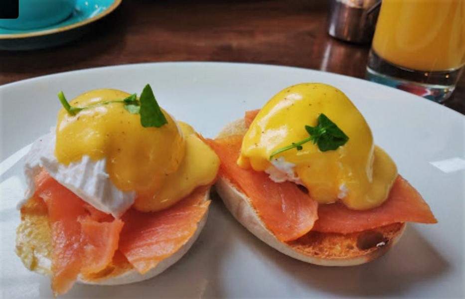 35 BYARLON Salmon & Eggs Benedict by Ben Francis