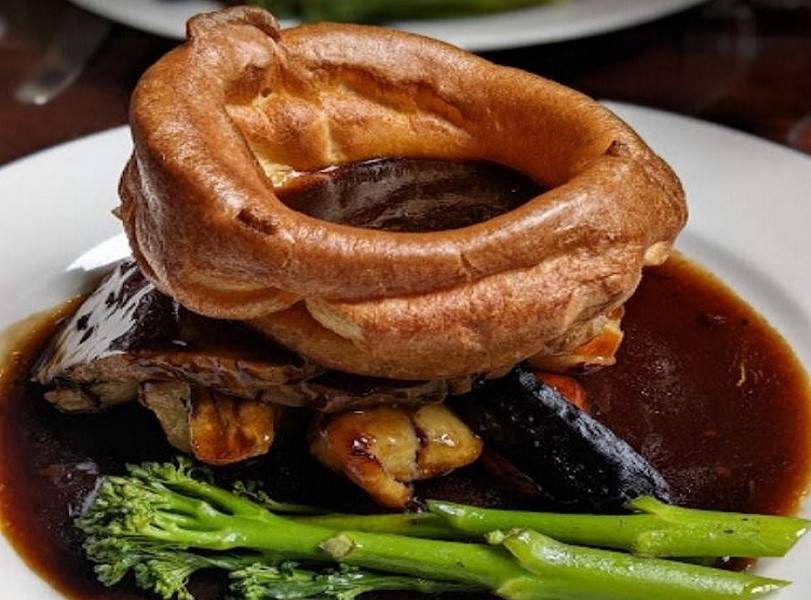 71 BOOFLOLON Roast and Yorkshire Pudding by Ariele