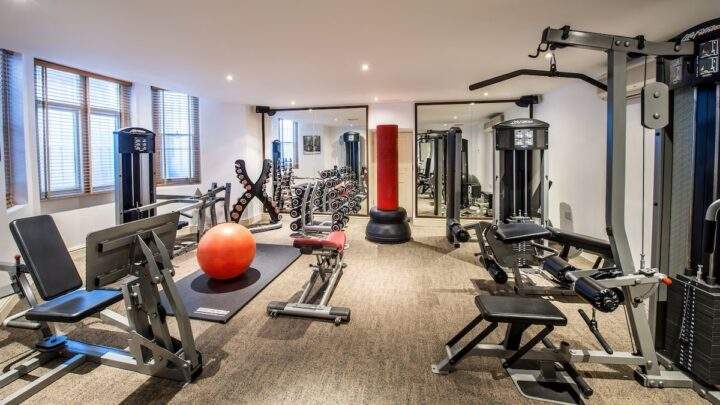 THEKENSINGLON 19 Fitness Room